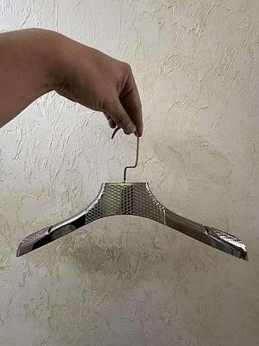 металлические вешалки для одежды: Вешалки, плечики, Новый, Самовывоз — 2