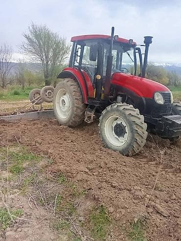 Фронтальные КУНы: Трактор колесный, кабина с остеклением по периметру и рабочей — 2