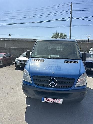 спринтер цельнометаллическая: Грузовик, Mercedes-Benz, Дубль, 3 т, Б/у — 4