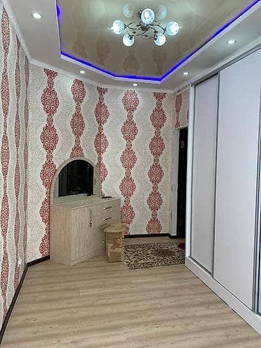 студия 1 комнатная: 47 м², С мебелью — 3