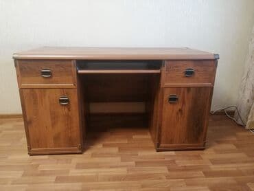 стеллаж для овощей и фруктов: Продаю деревянный письменный стол из дуба. Новый. Не подошёл по — 2