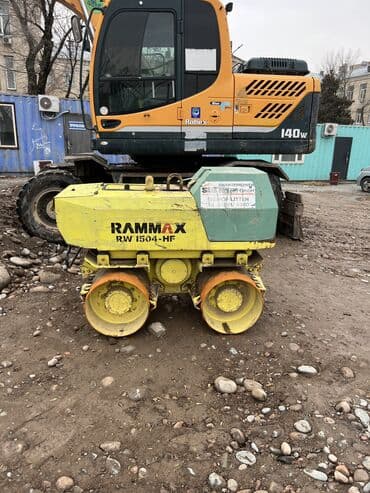 RAMMAX RW1504-HF Эксплуатационная масса	1480 кг Рабочая ширина	630/850