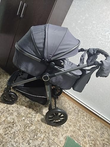 Коляска, цвет - Серебристый, Б/у