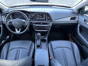 hundai: Hyundai Sonata: 2019 г., 2 л, Автомат, Газ, Седан — 9
