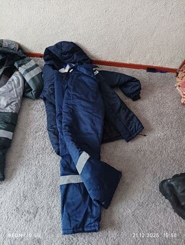 Эркектер кийими: Кышкы куртка плащ. спецовка куртка шымы менен. баасы келишим баада — 7