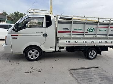 Унаа сатуу: Hyundai Porter: 2019 г., 2.6 л, Кол менен иштөөчү, Дизель, Van — 3