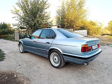 мтз 1987: BMW 5 series: 1991 г., 2.5 л, Механика, Бензин, Седан — 4
