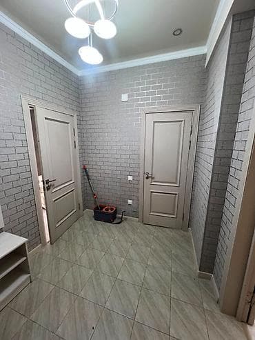 улуу тоо: Студия, 55 м², Улан-2 кичи району Элитка, 3 кабат, Жаңы ремонт — 6