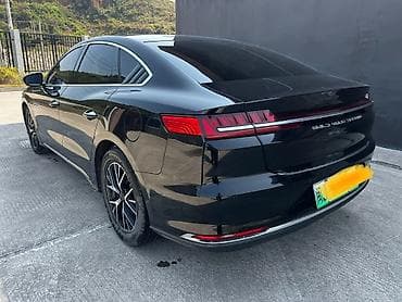 бид е2: BYDE9 2021 года выпуска. Пробег автомобиля составляет 65 000 — 4
