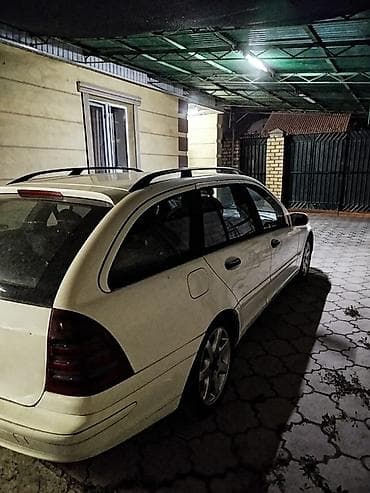 купить smart машину: Mercedes-Benz C-Class: 2001 г., 2.2 л, Механика, Дизель, Универсал — 3