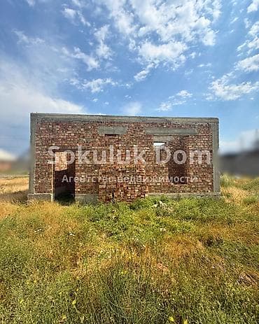 Кыймылсыз мүлк: 🏠Продается дом в г. Шопоков 🟡 Участок: 5 соток 🟡 Дополнительно — 2