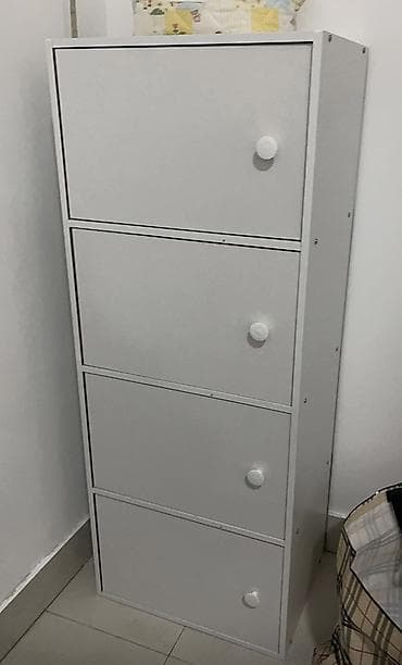 Лесо- и пиломатериалы: Продаю шкаф с полками Материал:лдсп Цвет:белый Вместительный,удобен — 4