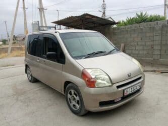 срочно продаю в связи с переездом: Honda Mobilio: 2003 г., 1.5 л, Вариатор, Бензин, Минивэн — 1