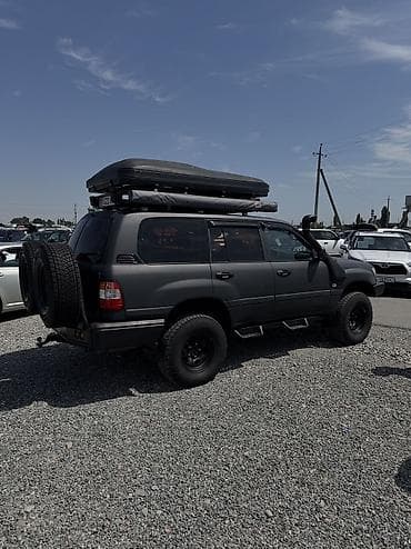 4 4: Toyota Land Cruiser: 2006 г., 4.5 л, Механика, Бензин, Внедорожник — 2