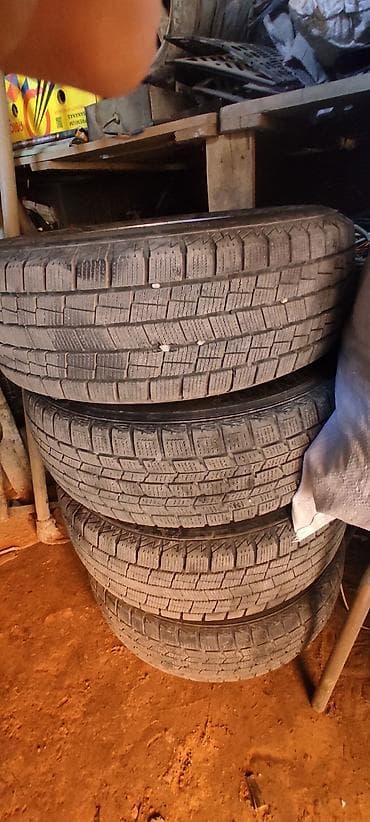 калпак на титан: Колеса в сборе 195 / 65 / R 15, Зимняя шипованная, Б/у, Комплект, Легковые, Литые, отверстий - 5 — 2