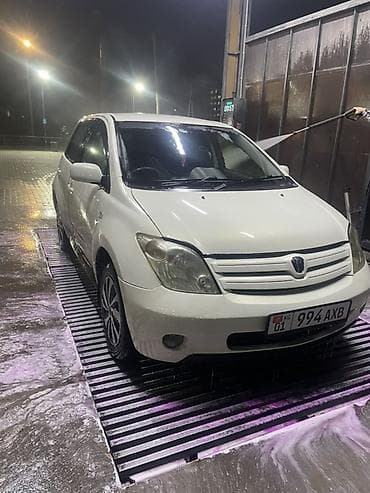 Продажа авто: Toyota Ist: 2001 г., Бензин, Хэтчбэк — 7
