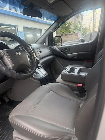 дворники е39: Hyundai Grand Starex: 2008 г., 2.5 л, Автомат, Дизель, Минивэн — 7