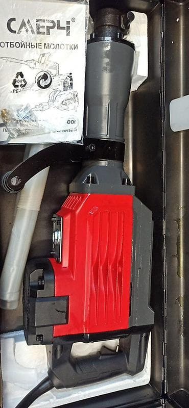 домкрат на авто: Отбойный молоток электрический в переносном кейсе. Особенности: - — 1