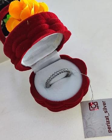 peri: Серебряный кольцо Серебро 925 пробы Размеры имеются Есть доставка — 1