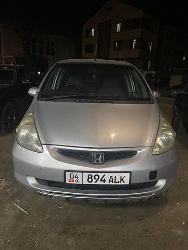 Honda Fit: 2003 г., 1.3 л, Вариатор, Бензин, Хэтчбэк at lalafo.kg Honda Fit: 2003 г., 1.3 л, Вариатор, Бензин, Хэтчбэк