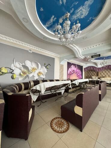 кухонная бу: Продается диван стол стул, почти новые 
Срочно — 6