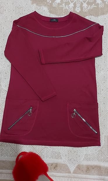 50 размер: Кофта бардовая,ближе темно фиолетового цвета,700сом,размер — 3