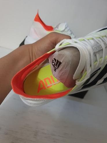Мырзалардын бут кийими: Эркектердин кроссовкасы, 40.5, Adidas, Колдонулган, түсү - Ак, Өзү алып кетүү — 5