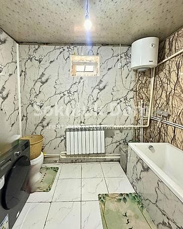 Дома: 🏠Продается дом в с. Сокулук 🟡Комнаты: 3 🟡Участок: 5 соток 🟡Отопление — 8