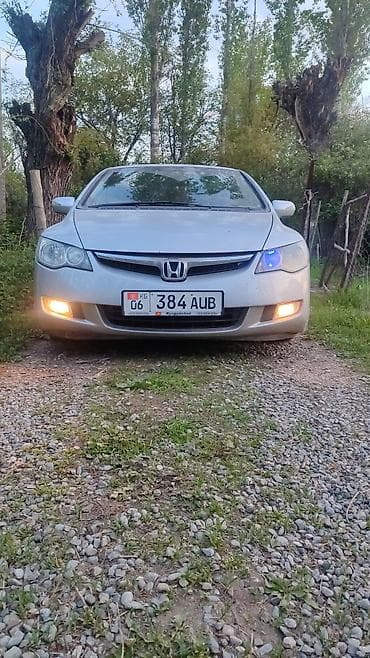 h: Honda Civic: 2005 г., Автомат, Седан — 1