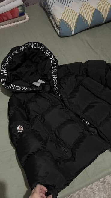 Пуховик, Короткая модель, С капюшоном, M