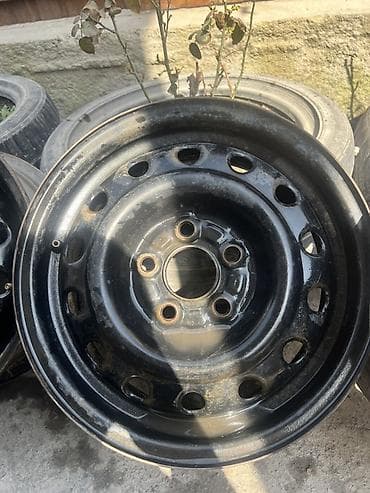 Диски: Железные Диски R 15 Комплект, отверстий - 5 — 5