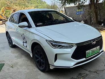 srv 2: BYD E2: 2022 г., Робот, Хэтчбэк — 4