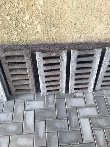 Продаю ливне приемники! Чугунные! 1 шт 1500 сом есть 9 шт