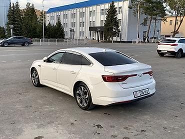 Продажа авто: Renault SM6: 2019 г., 2 л, Вариатор, Газ, Седан — 2