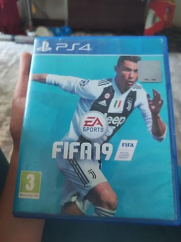xbox kinect: FIFA 19 для PlayStation 4 (диск Blu‑ray в фирменном боксе) - — 7