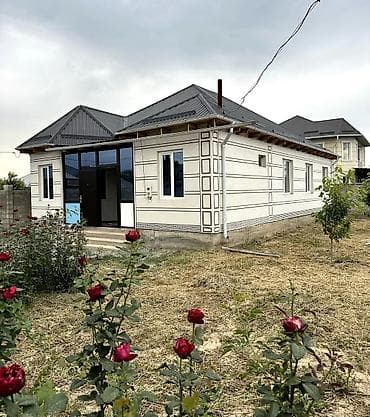 Кыймылсыз мүлк: 🏡 Продается уютный дом в Шопокове! ж/м Ынтымак 📍 Характеристики: ✅ — 2