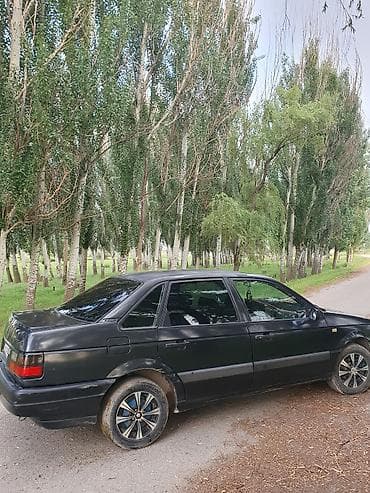 поло капот: Volkswagen Passat: 1989 г., 1.8 л, Газ, Седан — 3