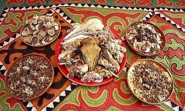 мясо с доставкой бишкек: Касапчы. (мясник). мал сойуу. станок. кой, жылкы, уй, бодо мал сою — 5
