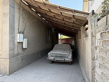 меняю варианты: Продаю дом большой ж/м Ала-Тоо 1 газ свет канализация участок 5 соток — 2