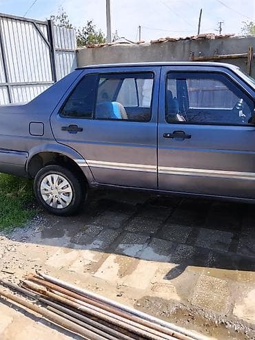 бампер на джетту: Volkswagen Jetta: 1992 г., Седан — 5