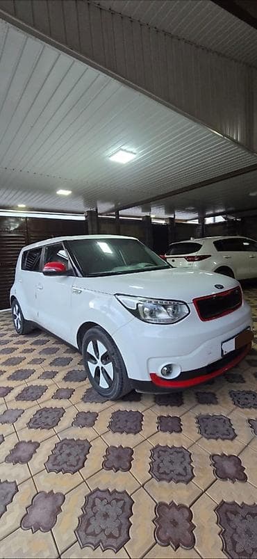 Продажа авто: Kia Soul EV: 2018 г., Электромобиль, Хэтчбэк — 1
