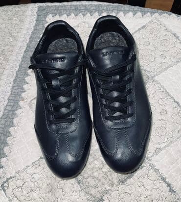 женская обувь больших размеров: Продам женские кроссовки Li-Ning, новые (1 выход), 37 размер, на — 2