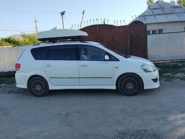 Toyota Ipsum: 2003 г., 2.4 л, Бензин, Минивэн at lalafo.kg Toyota Ipsum: 2003 г., 2.4 л, Бензин, Минивэн