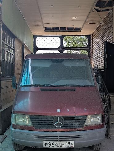 byd e2 2024: Грузовик, Mercedes-Benz, Стандарт — 1