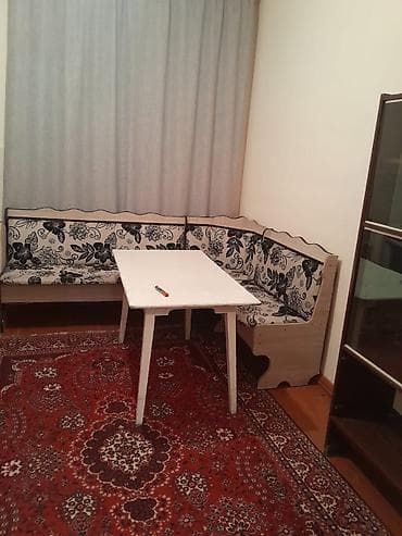 квартира берилет кызыл аскерде: Сдаю дом: Зал, спальня, кухня, санузел и прихожая. Дом с мебелью. Дом — 2