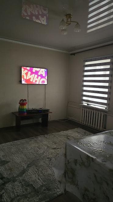 дом раб городок: Дом с большим навесным двором . на длительный срок . взимается депозит — 2