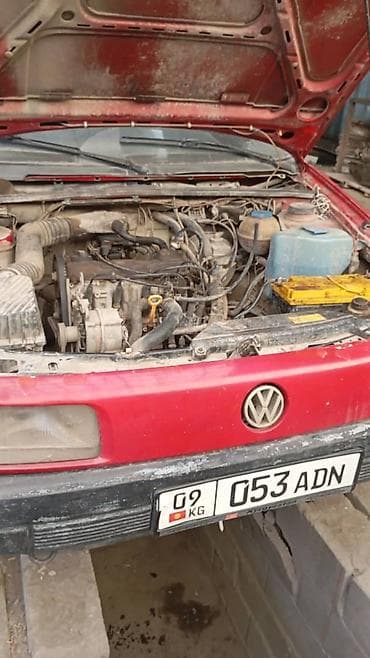 golf 4: Volkswagen Passat: 1989 г., Седан — 1