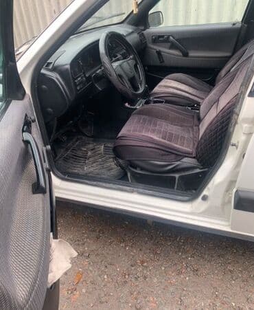 авто с последующим выкупом без первоначального взноса: Volkswagen Passat Variant: 1993 г., 1.8 л, Механика, Бензиновая, Универсал — 8