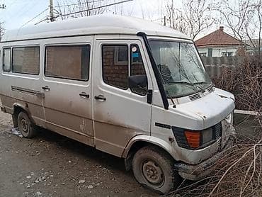 Коммерческий транспорт: Легкий грузовик, Б/у — 3