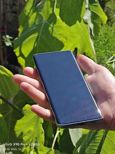 apple iphone 13: Xiaomi, 13 Ultra, Б/у, 512 ГБ, цвет - Зеленый, 2 SIM — 3